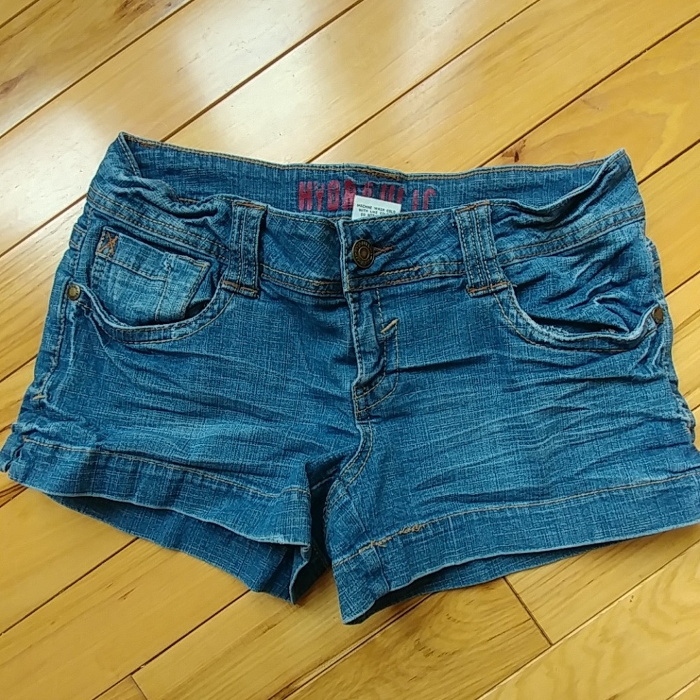 Hydraulic Shorts